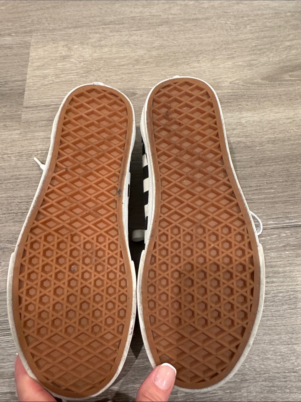 Vans Black & Cream Checkerboard Old Skool Sneakers - Picture 5 of 6